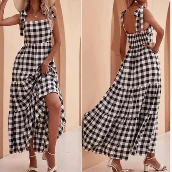 Boho Black White Plaid Gingham Ruffle Maxi Dress - Picture 5 of 9